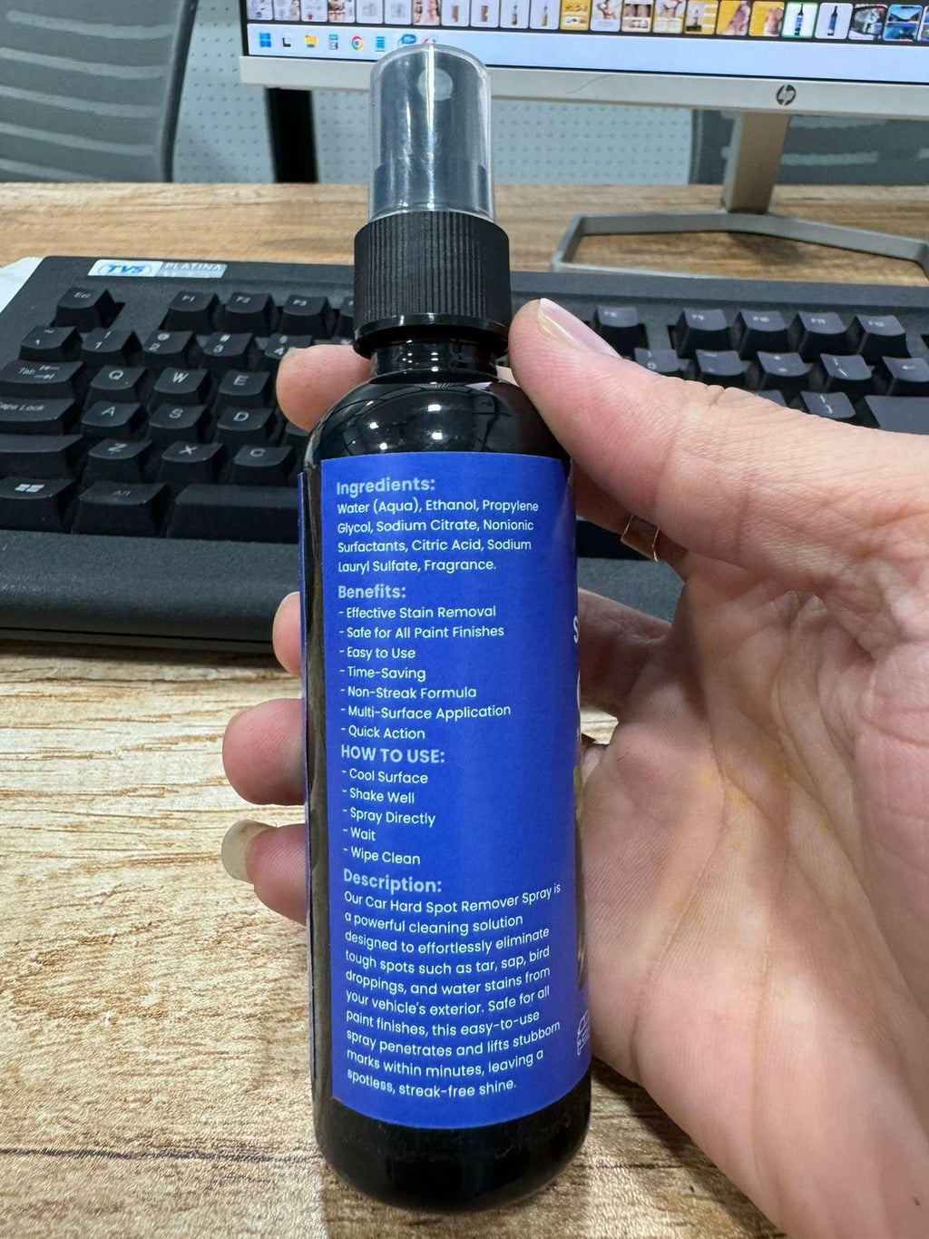 nfhfr9-de Automotive Glass Cleaner Spray Bottle with Easy Application and Streak-Free Shine